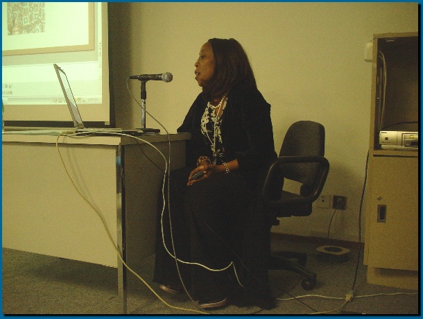 602x451 pixels (105K)